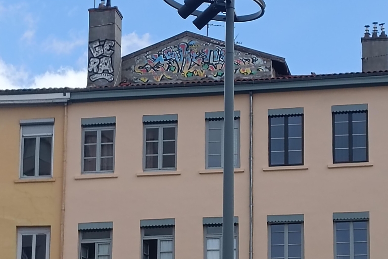 Lyon: Street Art in the Croix Rousse district Lyon: Visite guidée Street Art à Croix Rousse