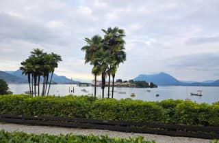 Die Eleganz des Lago Maggiore: Tour von Mailand nach Stresa und zu den Borromäischen Inseln