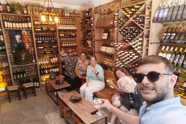 Kusadasi: Pottery Painting & Wine Tasting Tour from Port