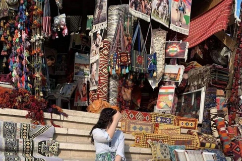 Delhi: Heritage Shopping Tour with Artisan Workshops