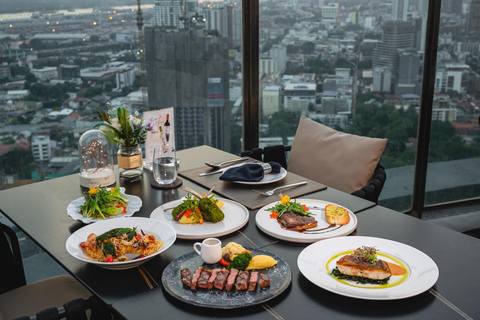 Bangkok: Cielo Sky Bar & Restaurant Rooftop Sharing Set for 2 People