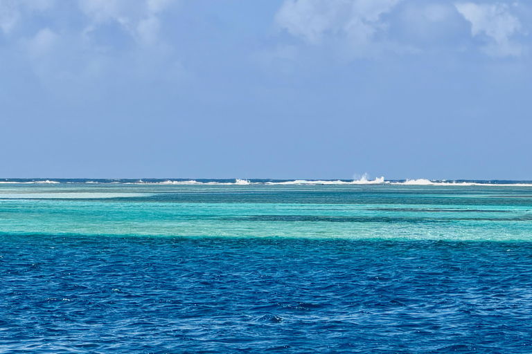 San Blas Islands 3-Days Luxury Sailing Yacht Tour with Meals San Blas Islands: 3-Day Luxury Private Yacht Sailing Tour