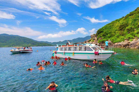 Incrível passeio de mergulho com snorkel na Ilha Cham saindo de Hoi An ou Da NangServiço de busca em Da Nang