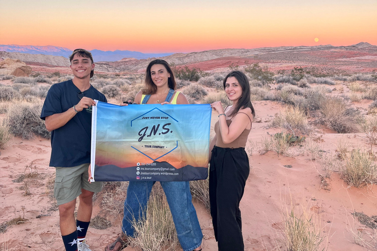 Las Vegas: Valley of Fire Zonsondergang Tour met Hotel TransfersLas Vegas: Valley of Fire Sunset Tour met hoteltransfers