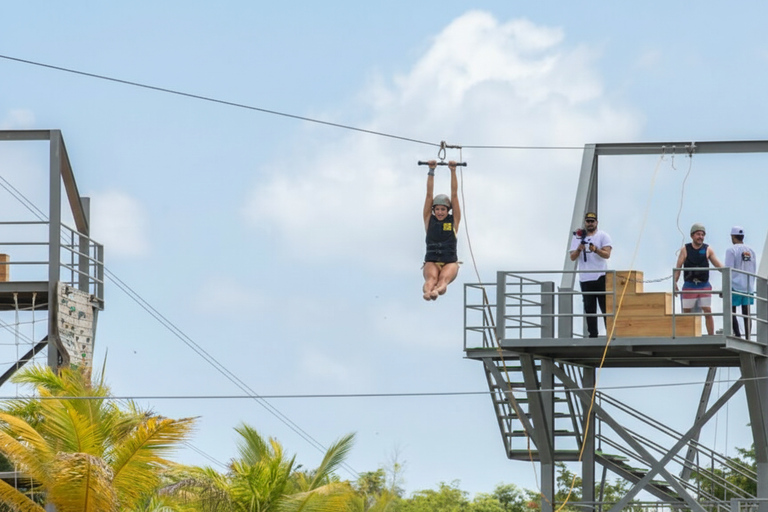Aventure en voiture à réaction Lamborghini à Punta CanaAventure en Lamborghini à Punta Cana