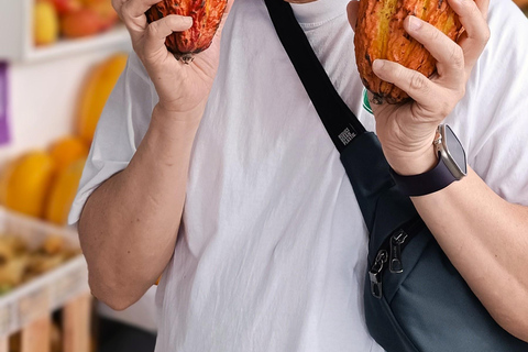 Discover Lima's Gastronomy & Pre Inca Ruins on Foot