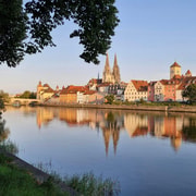 Regensburg Walking Tour in English: Stories & Hidden Corners