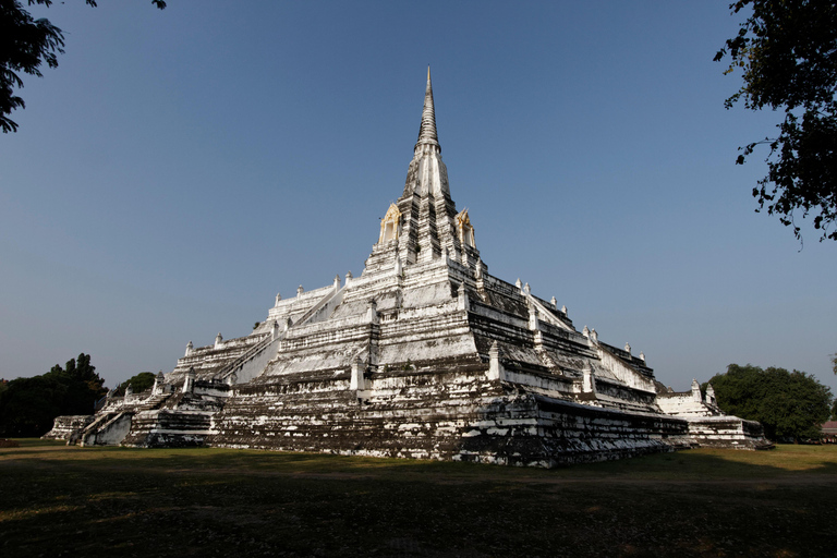 Ayutthaya Temples Private Day Tour from Bangkok Luxury Van for Group up to 9 PAX