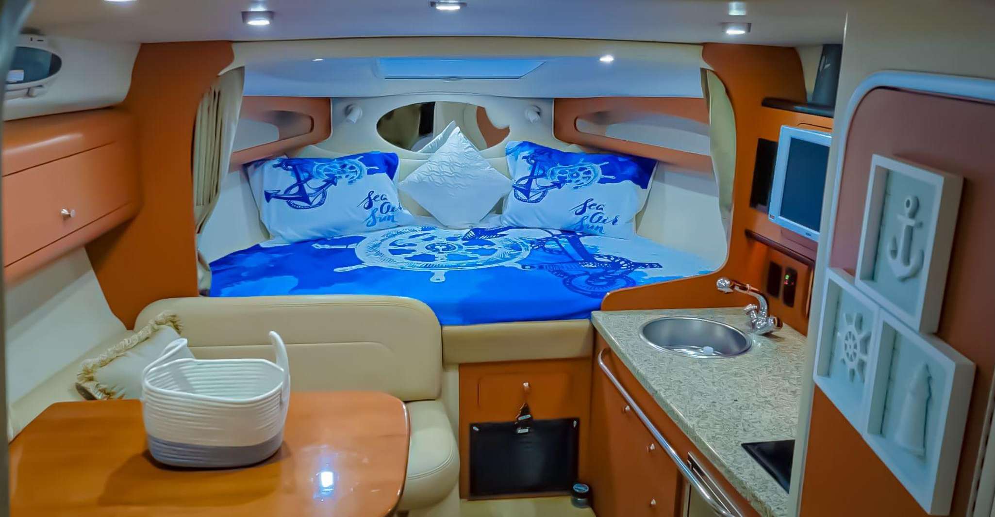 Miami: Private Boat Cruise & Guided Scenic Tour photo 9