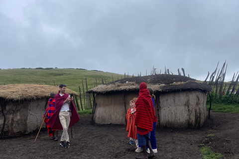 Arusha: tour de día completo a las tribus masái y hadzabe.Excursión de día completo a las tribus Hadzabe y Datoga