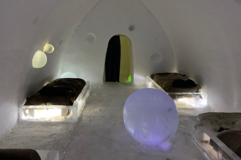 Rovaniemi: Besök på Arctic Snow Hotel med transfer