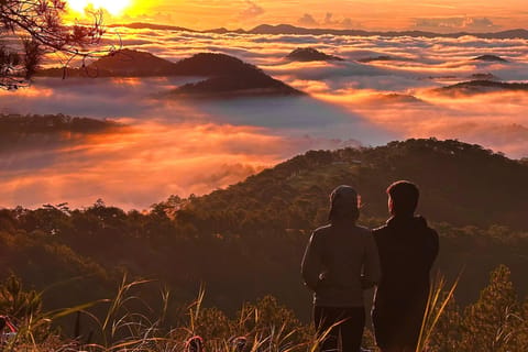 Da Lat: Cloud Hunting & Sunrise Trekking to Hon Bo Peak - Image 2