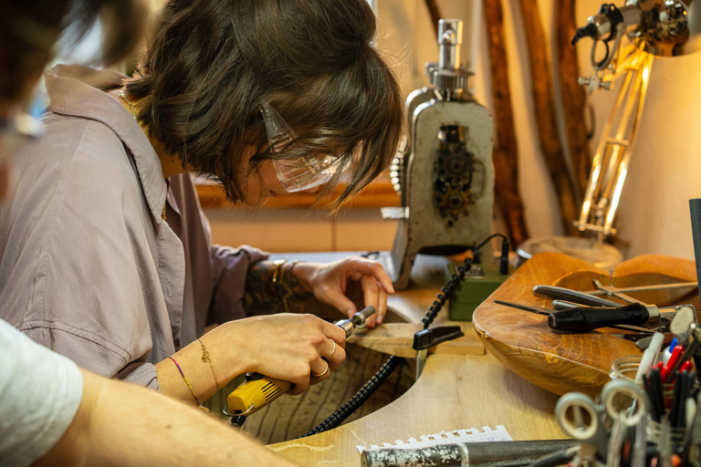 Forge your own silver ring in Berlin