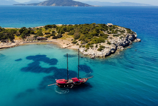 Agistri, Metopi & Aegina Luxury Cruise with Meals & Drinks