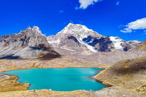 Cusco: Dia inteiro Ausangate + 7 lagos + Refeições