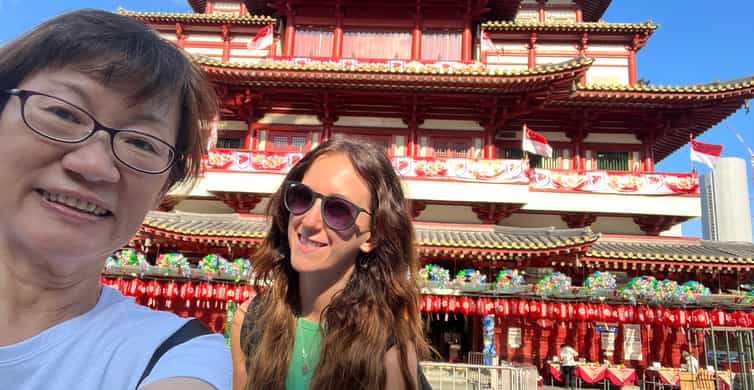 Singapore: Private Walking Tour with a Local photo 2