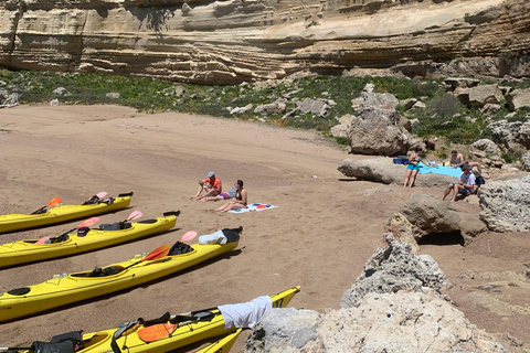 Rodas en kayak de mar &quot;Tras las huellas de los piratas&quot;