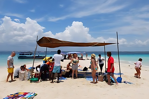 桑给巴尔：监狱岛和纳库潘达全日游