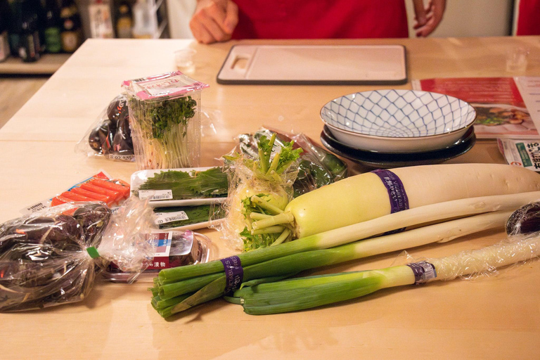 Tokio: Clase de Cocina Estilo Izakaya con Maridaje de Sake