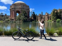 San Francisco, Golden Gate a Sausalito por bicicleta en francés - Housity