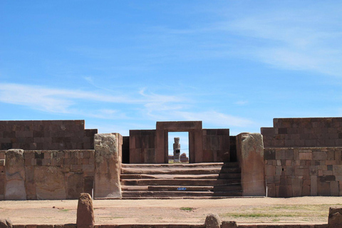 Tiwanaku y Puma Punku con almuerzo tour privado