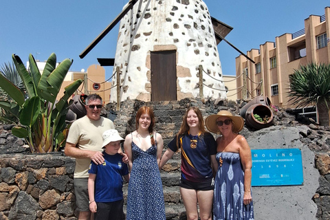 Corralejo: passeio a pé com degustação de produtos locaisCorralejo: Passeio a pé com degustação de produtos locais