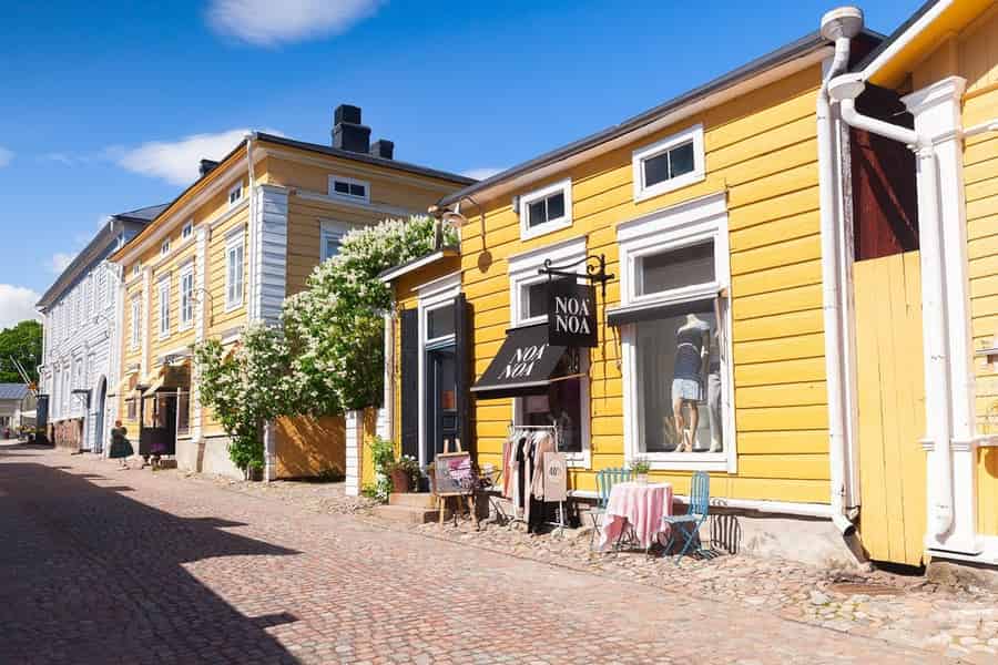 Von Helsinki aus: Porvoo Halbtagestour Sightseeingtour. Foto: GetYourGuide