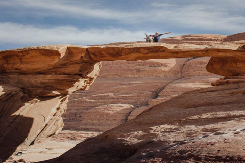 Wadi Rum: tour a piedi con guida beduina