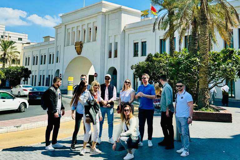 From Manama: Bahrain Full-Day Tour by Luxury Bus