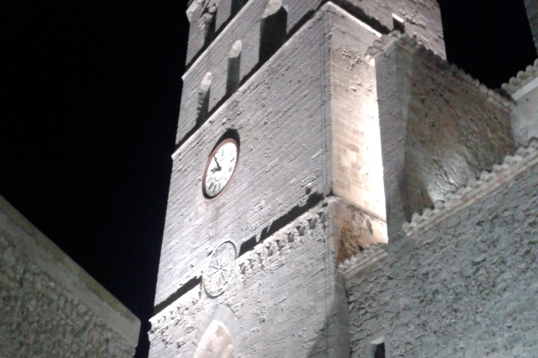 IBIZA: IBIZA AT NIGHT DALT VILA WITH TOUR GUIDE