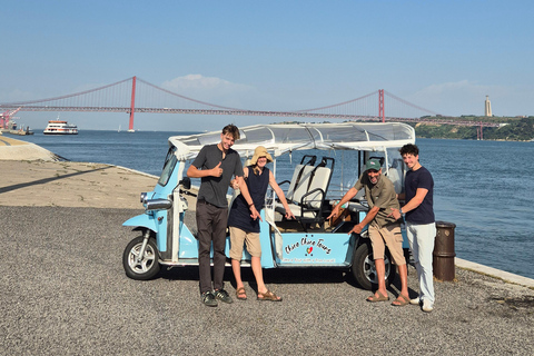 Lisbon: Skip-the-Line Pastéis de Belém & Belém Tuk-Tuk Tour