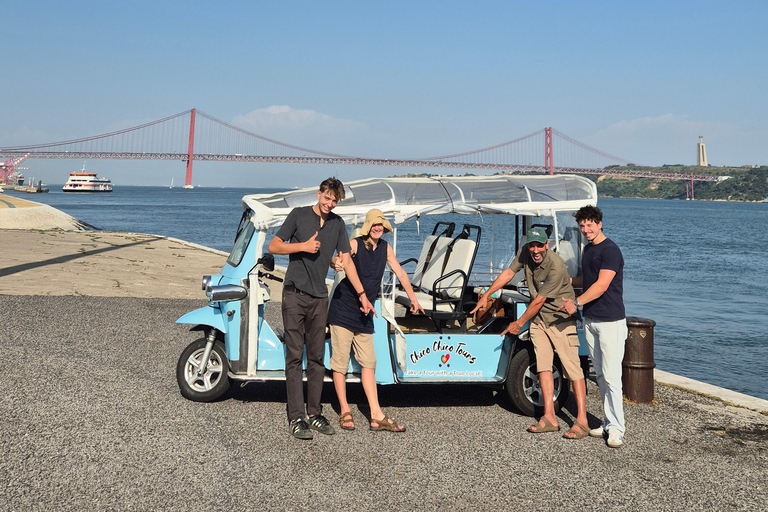 Lisbon: Skip-the-Line Pastéis de Belém & Belém Tuk-Tuk Tour