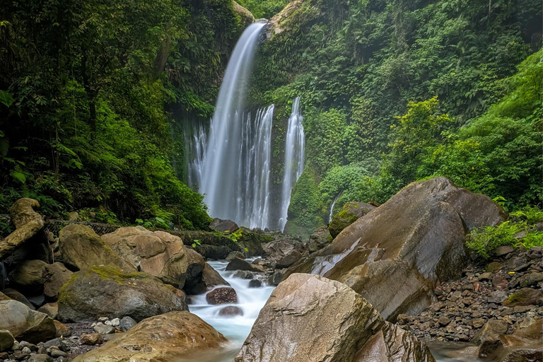 Lombok : Village de Senaru, chutes d&#039;eau de Sendang Gile et Tiu Kelep