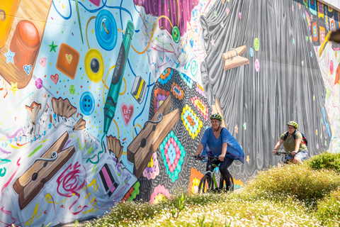 Adelaide: City to Sea, Bike and Kayak Safari