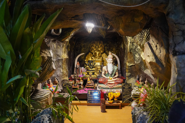 Bangkok Night Foodie Tour in China Town