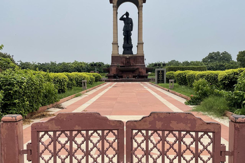 From Delhi Airport: Layover Guided Old &amp; New Delhi TourFull Day New &amp; Old Delhi Tour With Car, Guide &amp; Entry Fees