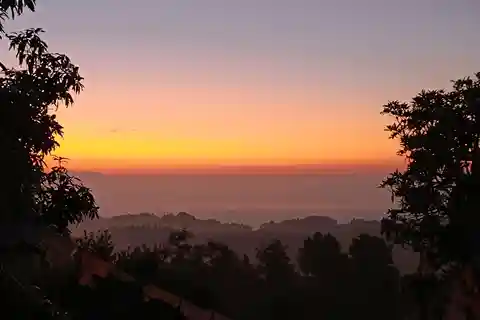 Nagarkot Sunrise Changunarayan Hike , With Bhaktapur Tour;