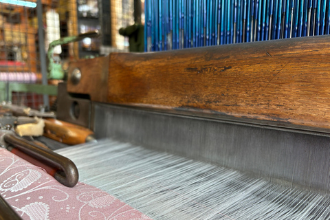 Soierie Vivante's weaving workshops : tours and demos