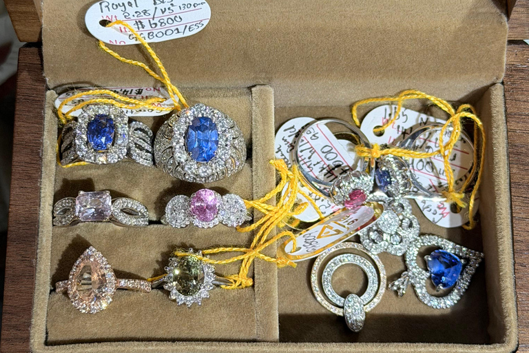 Colombo: Gemstone & Jewelry Experience with GIA Gemologists