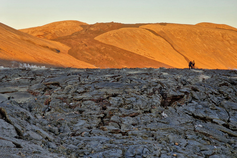From Reykjavik: Volcanic Peninsula & Grindavik Minibus Tour