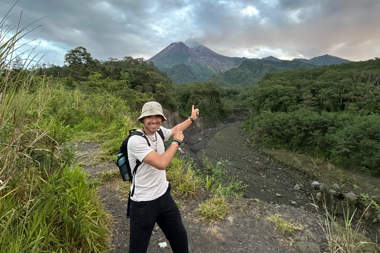 Yogyakarta: Merapi Volcano 4WD Adventure with Pickup Yogyakarta: Merapi Volcano with Pickup