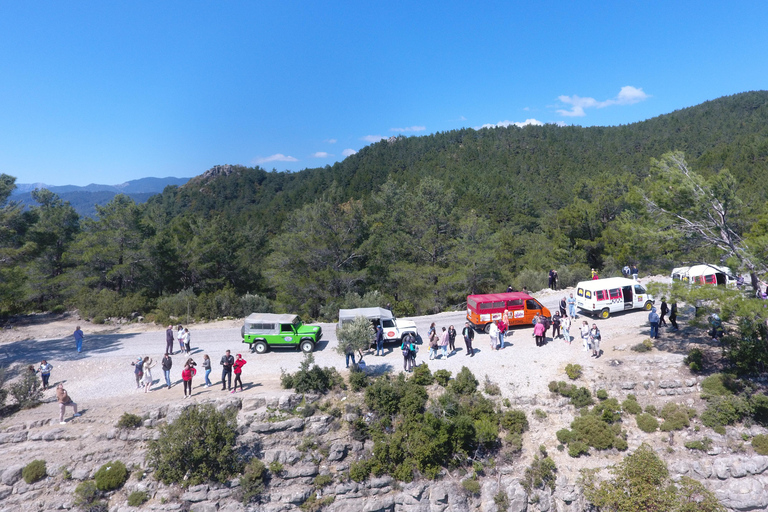 Side: wycieczka 1-dniowa do kanionu Orła z Adlerem i lunchemWycieczka do Kanionu Orła i spływ raftingowy z obiadem i odbiorem z hotelu