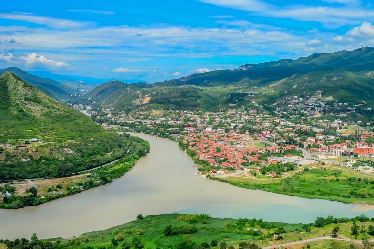 Private Day Tour from Kutaisi to Mtskheta and Tbilisi