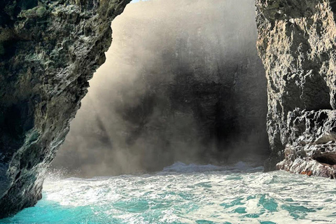 Waimea: Nā Pali Coast Zodiac Raft Sea Caves + Snorkel Nā Pali Coast Zodiac Raft Sea Caves + Snorkel Expedition