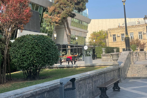 尼扎米街：按摩店观光之旅尼扎米街：按摩店之旅