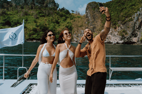 Krabi: 4 Island Premium Yacht with Snorkeling & Clear Kayak Half Day Morning Trip