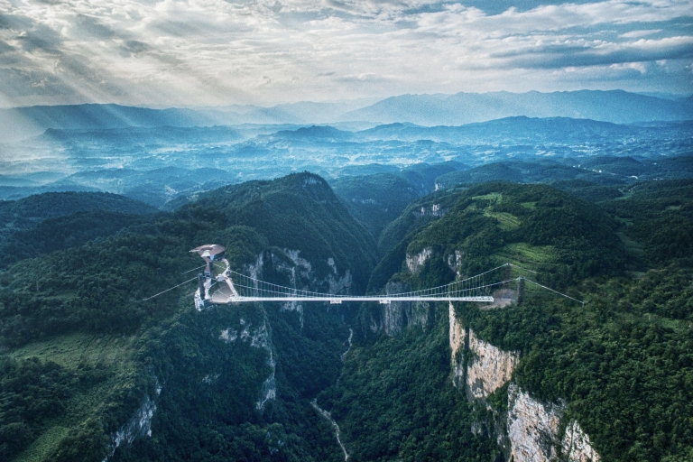Private Day Tour to Tianmen mountain & Sky walk&Glass Bridge Private Day Tour to Tianmen Mountain & Glass Bridge