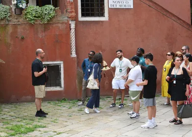 Venedig: Rundgang zu ungewöhnlichen Sehenswürdigkeiten mit optionaler ...