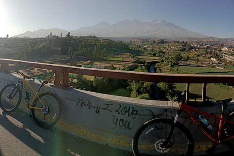 STADTFÜHRUNG MIT DEM FAHRRAD IN AREQUIPA