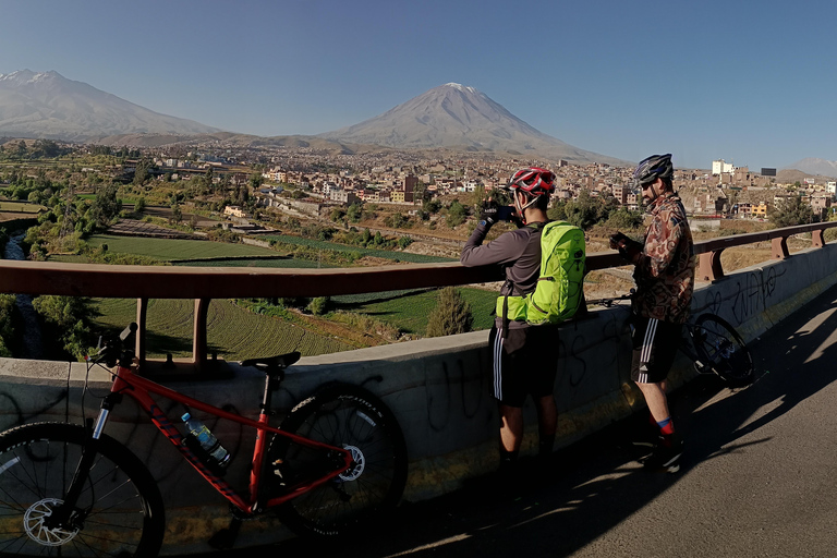 STADTFÜHRUNG MIT DEM FAHRRAD IN AREQUIPA